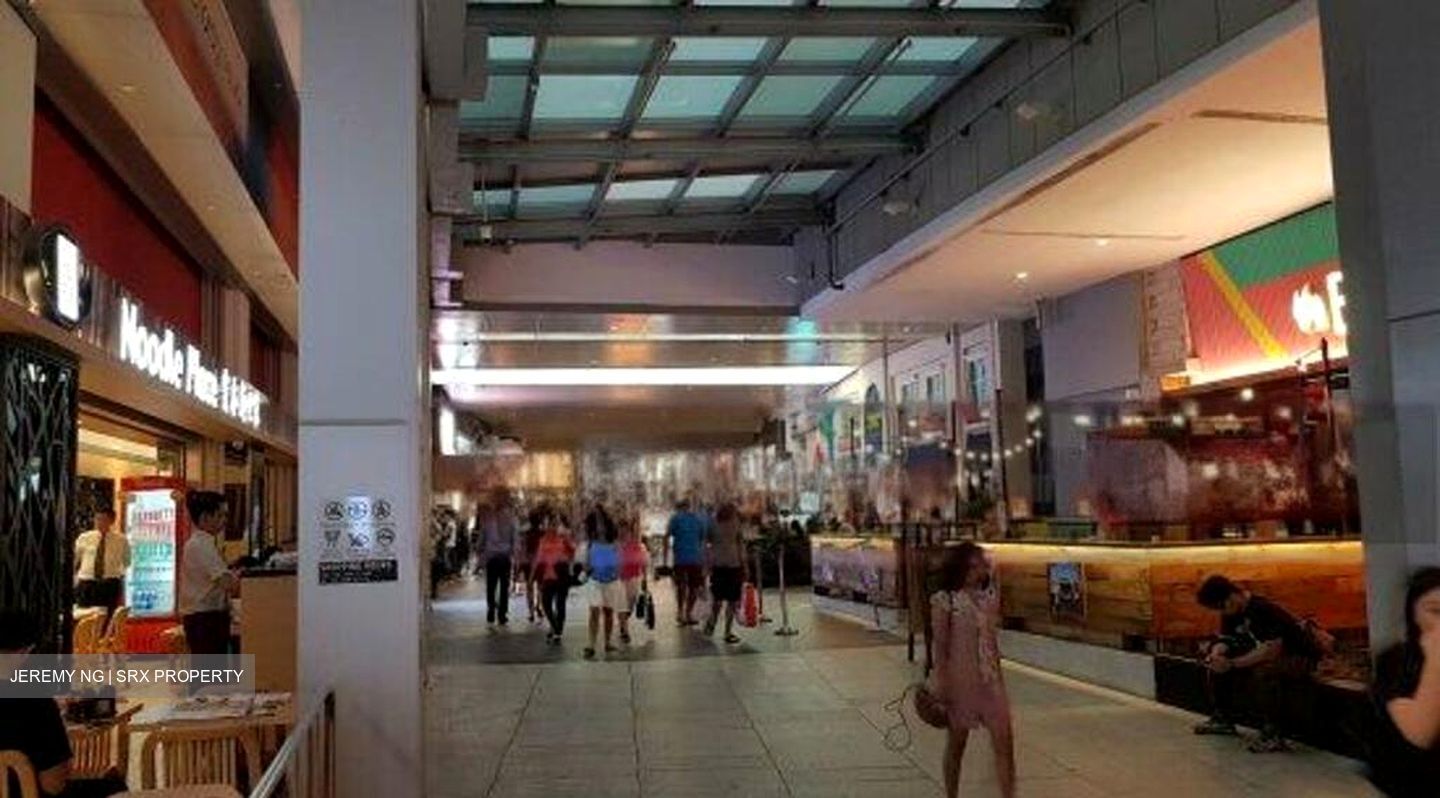 Scape (D9), Retail #498884951